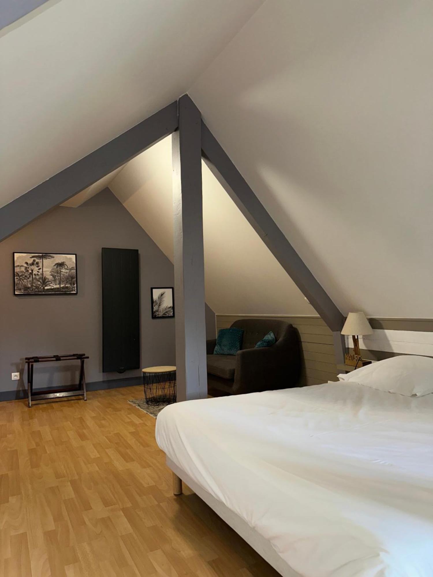 Logis Hotel Volcan Sancy Nebouzat Exterior photo